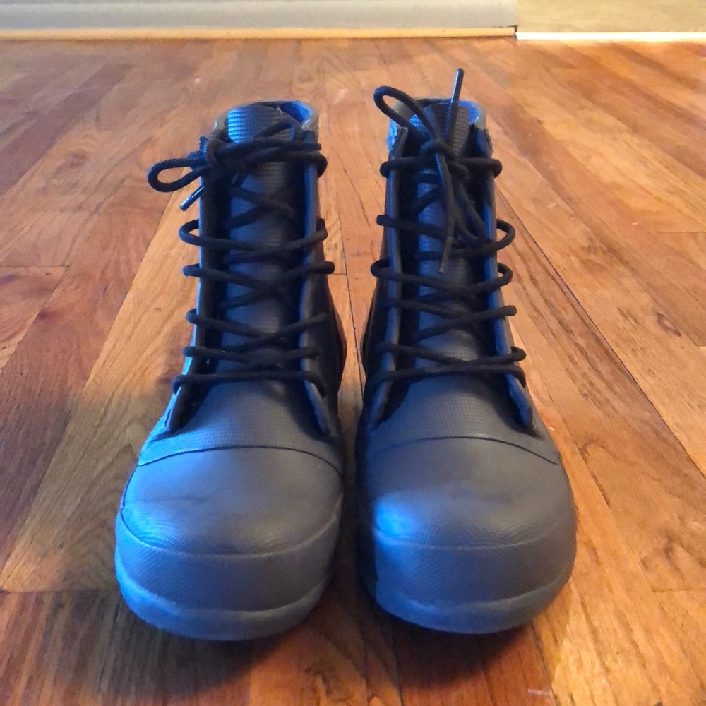 Hunter ankle tie up boots